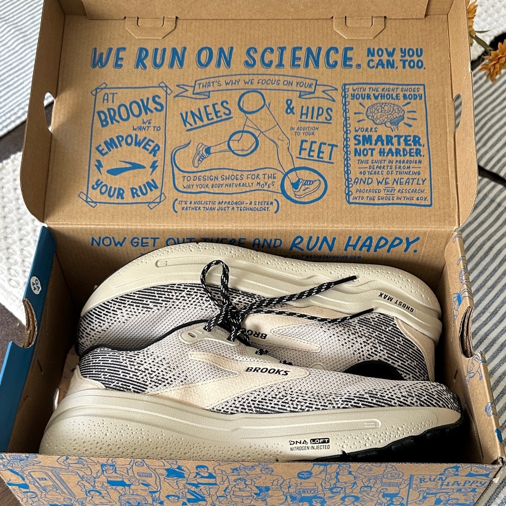 Brooks Black and Cream Running Shoes